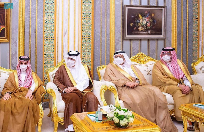 The meeting was attended, among others, by King Salman’s adviser, Prince Khalid Al Faisal and Prince Faisal bin Farhan, Minister of Foreign Affairs.