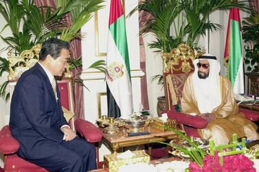 Sheikh Zayed with the then South Korean prime minister Lee Han-Dong in Abu Dhabi in 2001. AFP Photo / Wam
