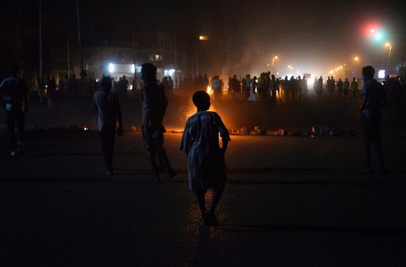 Sudanese demonstrators take part in an anti-government protest in Khartoum, Sudan January 25, 2019. Picture taken January 25, 2019. REUTERS/Mohamed Nureldin Abdallah