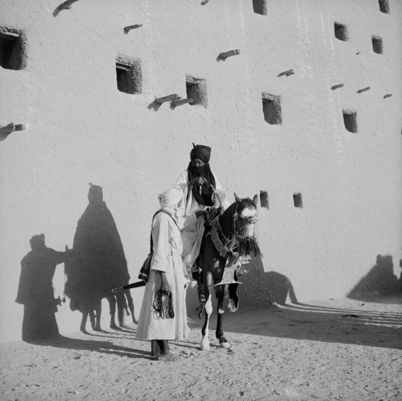 The Sultan of Agadez, in the courtyard of the Mosque, Agadez, December 1972. Courtesy Royal Geographical Society