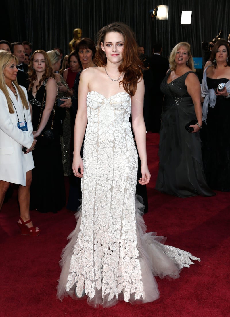 Actress Kristen Stewart arrives at the Oscars at the Dolby Theatre on Sunday Feb. 24, 2013, in Los Angeles. (Photo by Todd Williamson/Invision/AP) *** Local Caption ***  85th Academy Awards - Arrivals.JPEG-0c72f.jpg