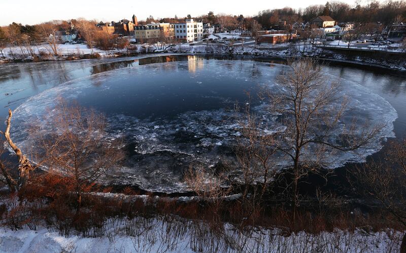The Westbrook ice disk has returned to the Presumpscot River below Saccarappa Falls in Westbrook, Maine.  The disk has begun to form where it partially formed in 2020, but has failed to draw a worldwide audience as it did in its first appearance in 2019. AP