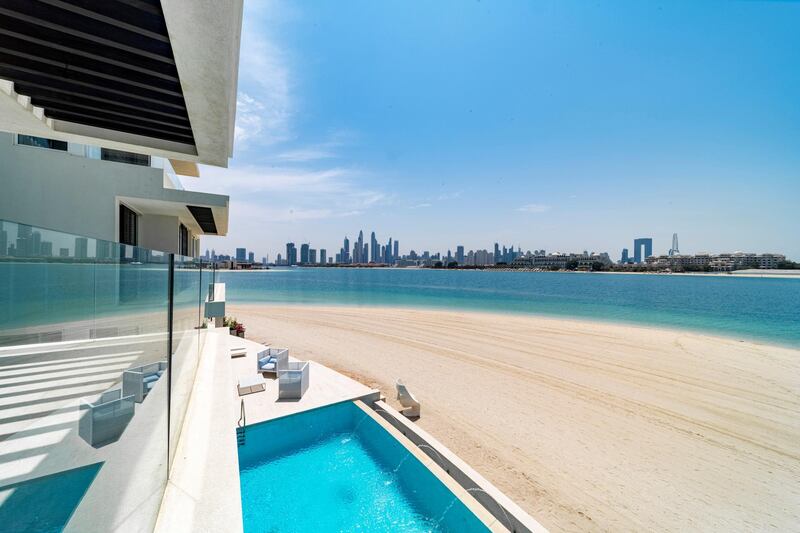Property of the week, Front M, Palm Jumeirah. 
Credit: Black Brick Property
