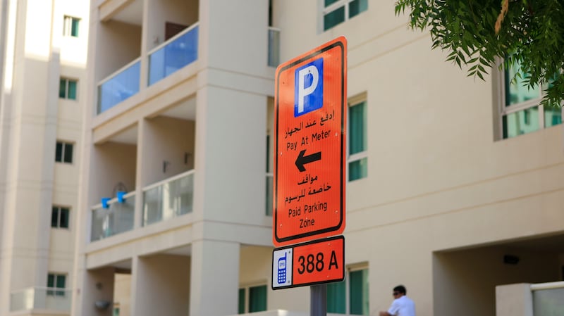 DUBAI, UAE. October 17, 2014 - New paid street parking machines and signs have been introduced in The Greens in Dubai, October 17, 2014. (Photos by: Sarah Dea/The National, Story by: Standalone, news)
