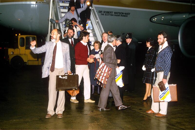 Mandatory Credit: Photo by Nils Jorgensen/Shutterstock (114060b)
Released hostages including Terry Waite
LIBYAN HOSTAGES RETURN TO BRITAIN AT GATWICK AIRPORT, LONDON, BRITAIN - 1985