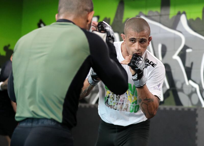 Bruno Machado trains with teammate Victor Nunes for his UAE Warriors lightweight title defence