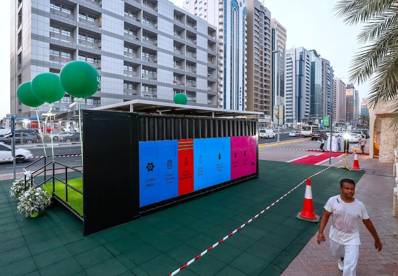 Abu Dhabi, U.A.E., July 3, 2018.   The Center of Waste Management – Abu Dhabi (Tadweer), the opening of the first civic amenity in Abu Dhabi to promote waste segregation at source, in presence of His Excellency Thani Ahmed Al-Zeyoudi, Minister of Climate Change and Environment at the Al Khalidiya Park.
 Victor Besa / The National
Reporter - Haneen Dajani
Section:  NA