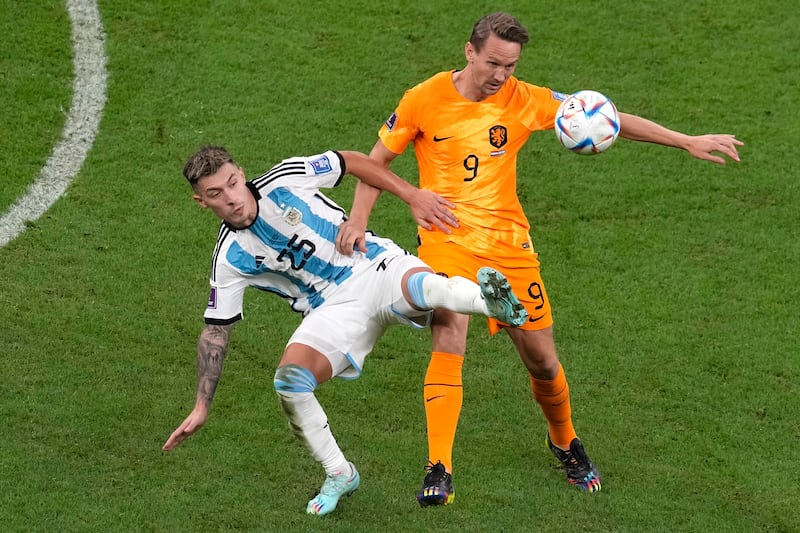 Luuk de Jong (Blind, 65’) - 6. Lost the ball cheaply in his first involvement but battled well and provided a brilliant knockdown for Berghuis. Unlucky to see his late shot blocked. Sent Martinez the wrong way with a cool penalty. AP