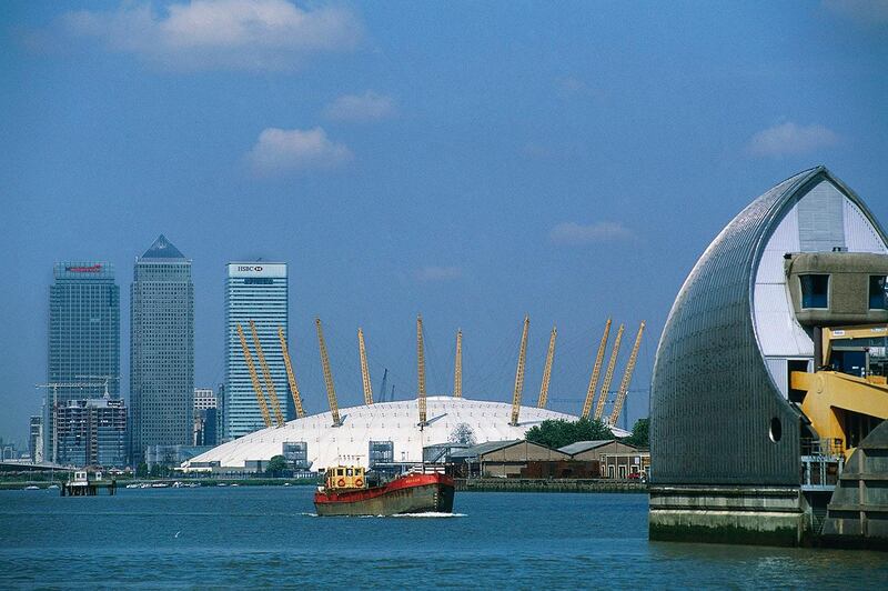 UNITED KINGDOM - JANUARY 11: The Millennium Dome, or The O2 (1997-1999), architect Richard Rogers (1933-), London, England, United Kingdom. (Photo by DeAgostini/Getty Images)