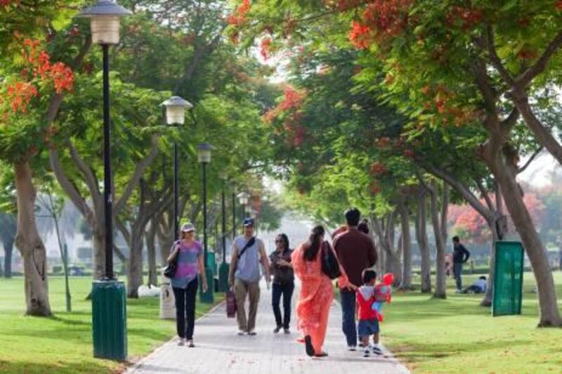 UAE - Dubai - May 13- 2011:  People walk at Al Safa park.  ( Jaime Puebla - The National Newspaper )