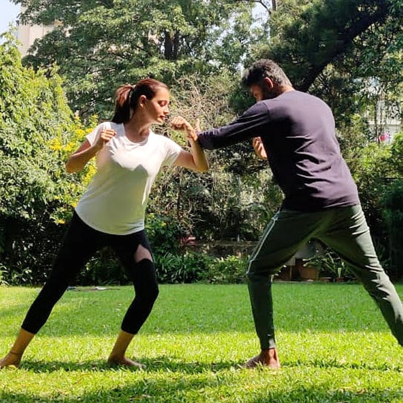 Kalari instructor Vipin Lagarto trains Bollywood actress Dia Mirza. Courtesy Vipin Lagarto