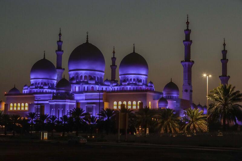 Abu Dhabi, United Arab Emirates, May 5, 2019.  Sheikh Zayed Grand Mosque. ---Sunrise shot.
Victor Besa/The National
Section:  NA
Reporter: