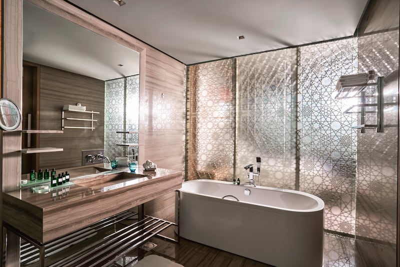 The standalone bathtub in the one-bedroom suite