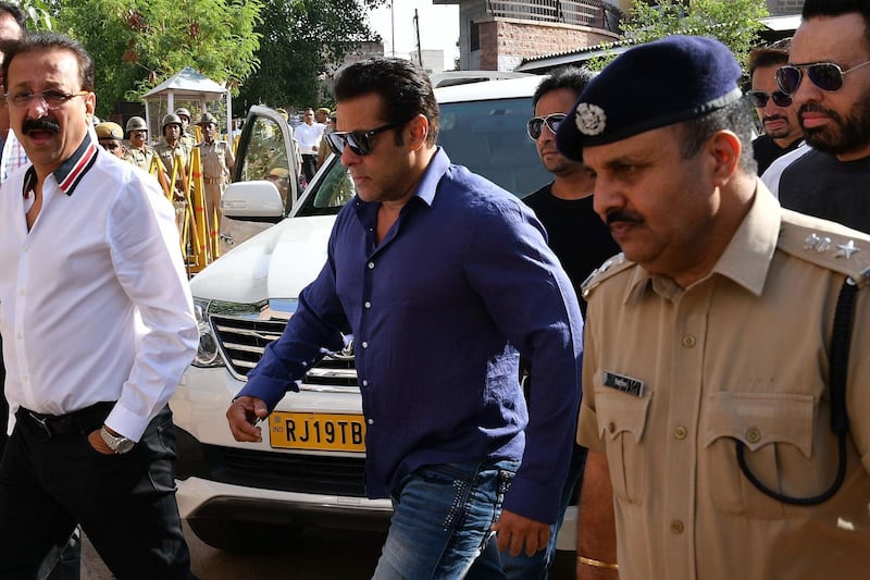 Indian Bollywood actor Salman Khan arrives at a court in Jodhpur on May 7, 2018.
Indian movie star Salman Khan managed to avoid the spotlight when he returned to court on May 7 over a five-year jail sentence he received for killing rare antelopes. / AFP PHOTO / STR