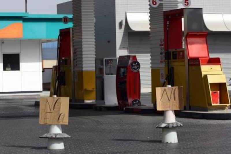 Sharjah , United Arab Emirates- June  09, 2011:  A dry Eppco Petrol station  near the University Area in Sharjah .  ( Satish Kumar / The National ) For Business