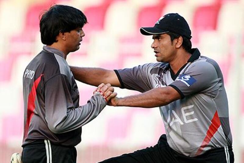 Saqib Ali, right, reckons Ireland are beatable in home conditions. Satish Kumar / The National