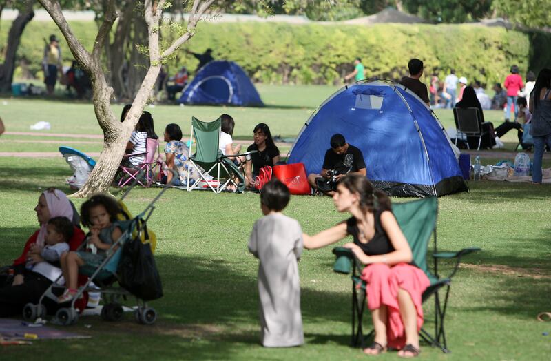 DUBAI , UNITED ARAB EMIRATES  Ð  Nov 6 : People enjoying on the first day of Eid holiday at Safa Park in Dubai. ( Pawan Singh / The National ) For News.

