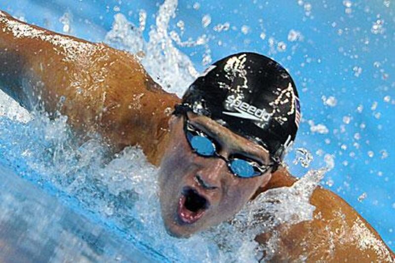 Ryan Lochte's 1min 54secs time in the 200-metre individual medley 54.00sec is the first world record set since hi-tech suits were banned after the Rome World Aquatics Championships in 2009.