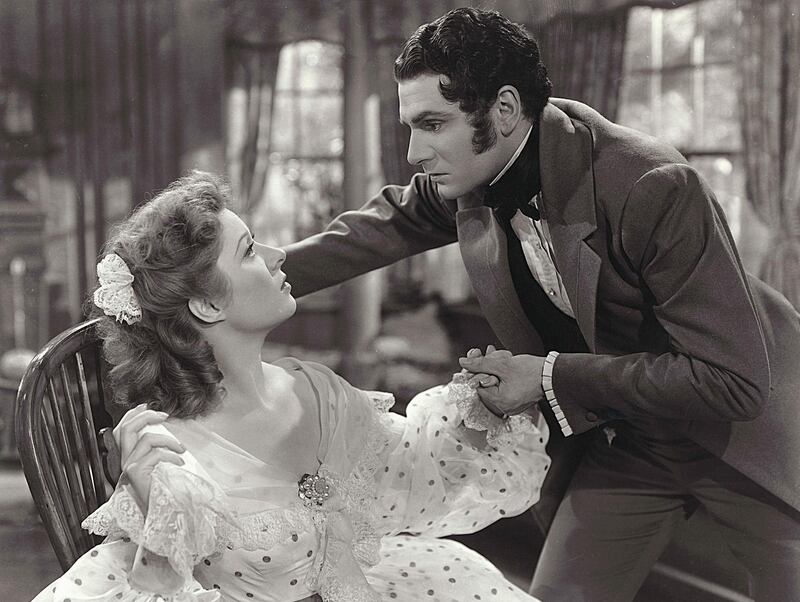 No Merchandising. Editorial Use Only. No Book Cover Usage.
Mandatory Credit: Photo by MGM/Kobal/REX/Shutterstock (5881405b)
Greer Garson, Laurence Olivier
Pride and Prejudice - 1940
Director: Robert Z. Leonard
MGM
USA
Scene Still
Jane Austen
Drama
Orgueil et préjugés
