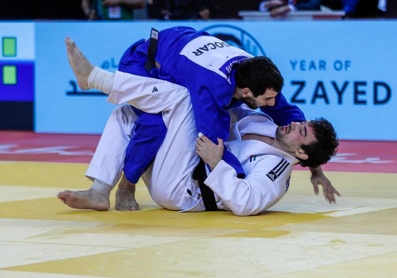 Abu Dhabi, U.A.E., October 29, 2018.   AUH Grand Slam- International Judo Federation.  Bronze, 90 kg., Sergiu Toma (white) VS. Mammadali  Mehdiyev (blue) winner.
Victor Besa / The National
Section:  SP
Reporter:  Amith Passela