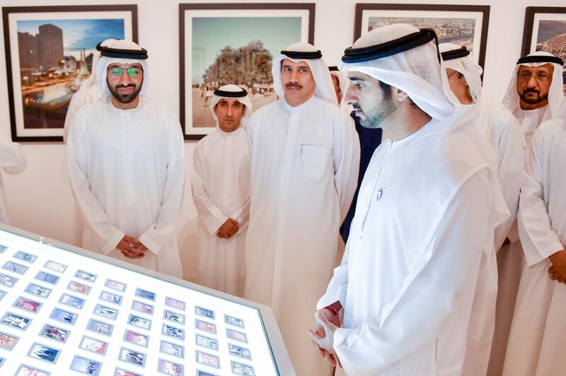 DUBAI, 19th March, 2019 (WAM) -- H.H. Sheikh Hamdan bin Mohammed bin Rashid Al Maktoum, Crown Prince of Dubai and Chairman of Dubai Executive Council, visited today the 'Art Dubai' exhibition, currently held in Madinat Jumeirah. Wam