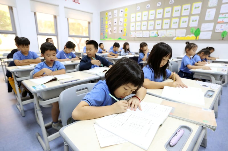The school is the first full-time Chinese-curriculum school outside of China
