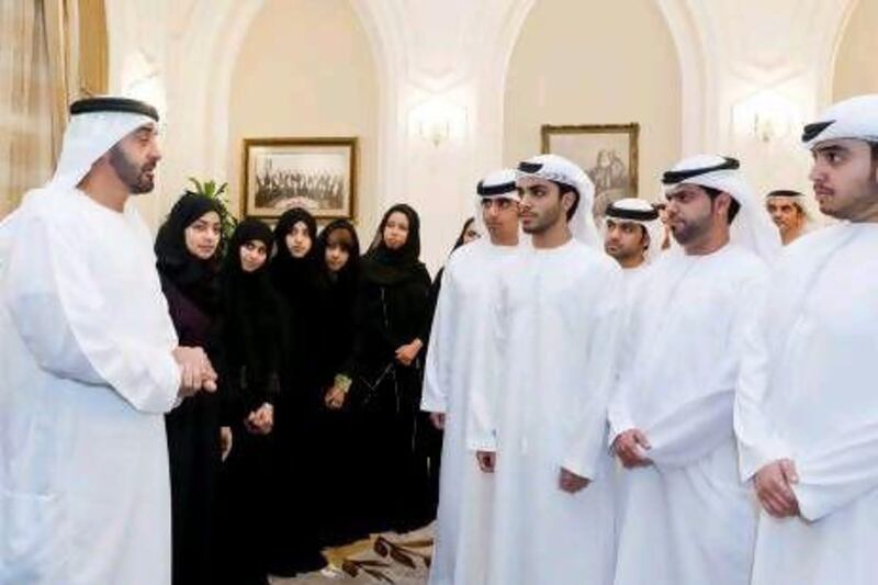 Sheikh Mohammed bin Zayed, Crown Prince of Abu Dhabi and Deputy Supreme Commander of the Armed Forces, with the Emirati students.