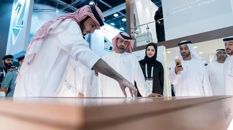 Ammar Al Nuaimi Launches Digital Applications Package at Ajman Government Suite at Gitex 15. WAM