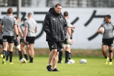 TOKYO, JAPAN - OCTOBER 23:  Head coach Steve Hansen looks on during a New Zealand All Blacks training session on October 23, 2018 in Tokyo, Japan.  (Photo by Hannah Peters/Getty Images)
