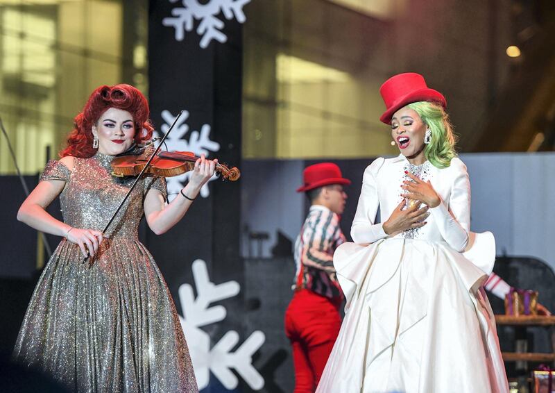 Abu Dhabi, United Arab Emirates - Performers at the Winter Wonderland event on the Galleria Mall promenade. Khushnum Bhandari for The National