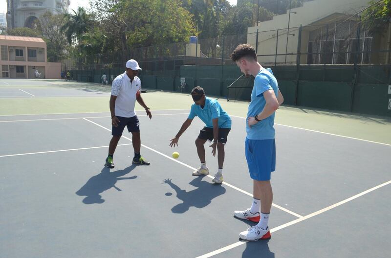 Players enjoy a soundball tennis workshop in Mumbai. Photo by Ekinath Khedekar 