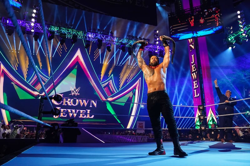 WWE champ Roman Reigns.