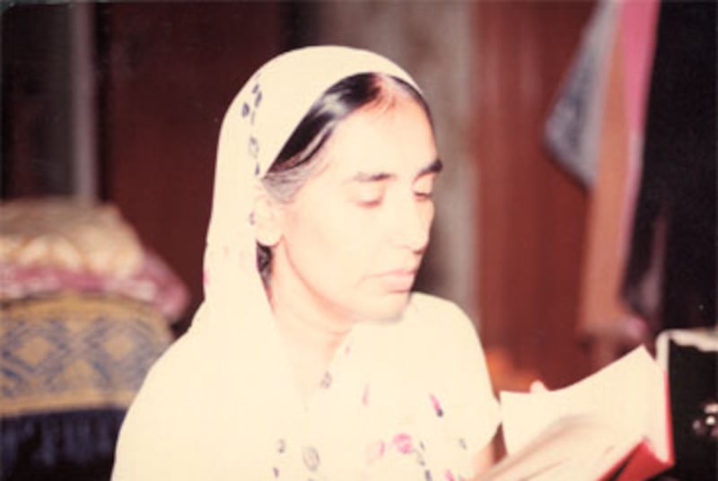 Dr Zulekha reading the Quran in her Sharjah residence in the 1970s. Courtesy: Zulekha Healthcare Group 