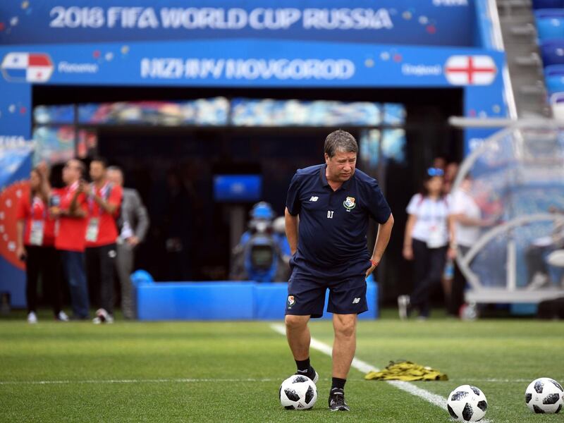 Panama's coach Hernan Dario Gomez attends a training session, on June 23, 2018 at Nizhny Novgorod stadium, on the eve of the team's third match as part of Russia 2018 World Cup football tournament.   / AFP / Dimitar DILKOFF
