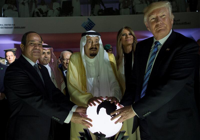 A handout picture provided by the Saudi Royal Palace on May 21, 2017 shows US President Donald Trump (R) and US First lady Melania Trump (2nd R), posing for a picture with Egyptian President Abdel Fattah el-Sisi (L) and Saudi Arabia's King Salman bin Abdulaziz al-Saud during the inauguration of the Global Center for Combating Extremist Ideology "Etidal" in Riyadh. (Photo by BANDAR AL-JALOUD / Saudi Royal Palace / AFP) / RESTRICTED TO EDITORIAL USE - MANDATORY CREDIT "AFP PHOTO / SAUDI ROYAL PALACE / BANDAR AL-JALOUD" - NO MARKETING - NO ADVERTISING CAMPAIGNS - DISTRIBUTED AS A SERVICE TO CLIENTS