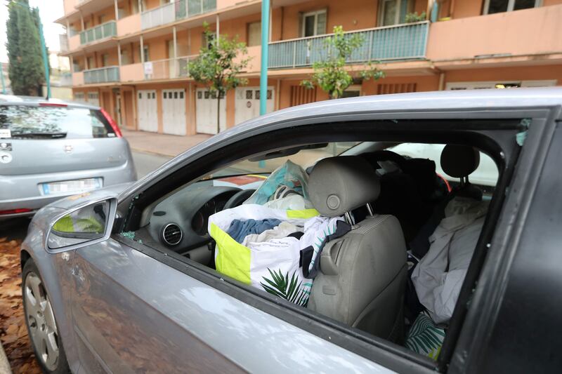 A photo taken on November 7, 2017 shows the car of an alleged suspect parked outside his residence in Menton, southeastern France, after ten people were arrested in an anti-terror operation in France and Switzerland.
Ten people were arrested in an anti-terror operation in France and Switzerland on November 7, 2017 including a Swiss man linked to a foiled knife attack by a French teenager, sources close to the probe said. A 27-year-old Swiss man arrested in France was in contact with a 14-year-old French boy who was "about to carry out the attack," one of the sources said.
 / AFP PHOTO / Valery HACHE