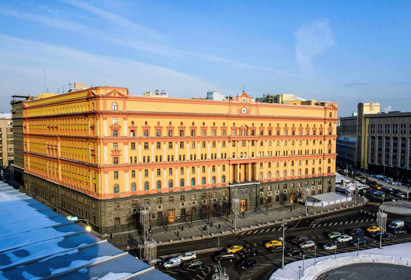 (FILES) In this file photo taken on March 2, 2018 shows the headquarters of the FSB security service in Moscow.
US President Donald Trump's administration on March 15, 2018 announced sanctions against Russians accused of trying to influence the 2016 election and of involvement in other separate cyberattacks. Senior security officials said the sanctions target five entities and 19 individuals."The administration is confronting and countering malign Russian cyber activity, including their attempted interference in US elections, destructive cyber-attacks, and intrusions targeting critical infrastructure," said Treasury Secretary Steven Mnuchin. 
 / AFP PHOTO / Mladen ANTONOV