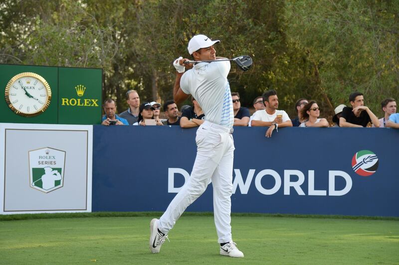 Julian Suri tees off on the 18th hole during the second round of the DP World Tour Championshi. Ross Kinnaird / Getty Images