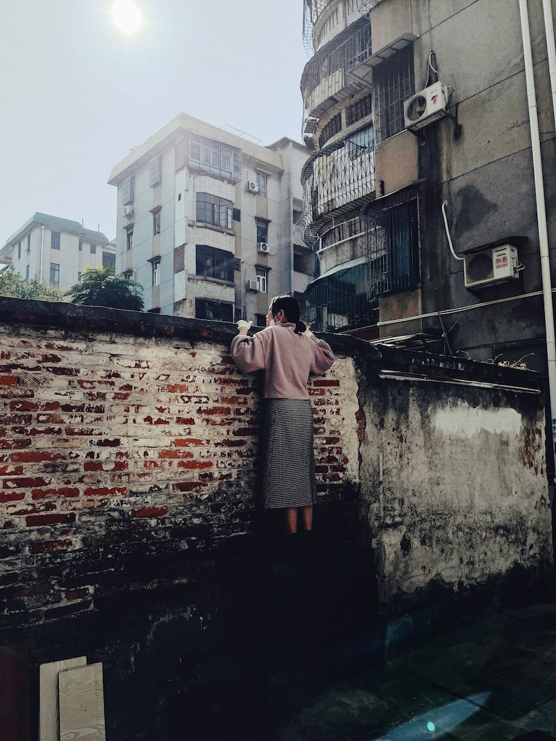 City Life, Third Place, 'Other Side of the World', shot by YuePeng Mai in Guangdong, China, on iPhone 12 Pro Max. Photo: YuePeng Mai / IPPAWARDS