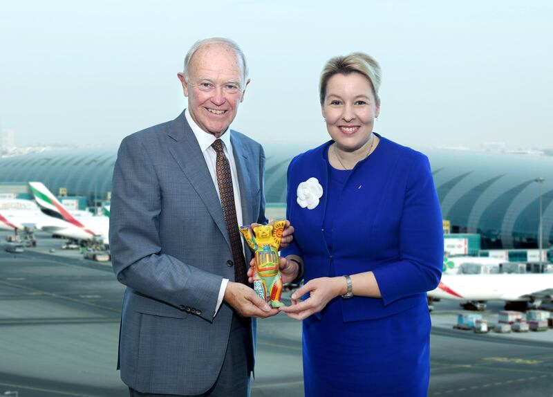 Emirates airline's president Tim Clark with Berlin mayor Franziska Giffey in Dubai. Photo: Emirates