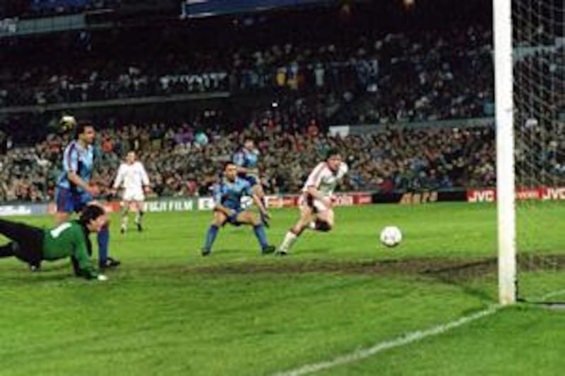 Mark Hughes opens the scoring for Manchester United against Barcelona in 1991.