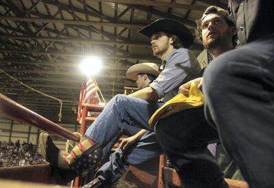 Hundreds of spectators watch. Photo: Stephen Starr