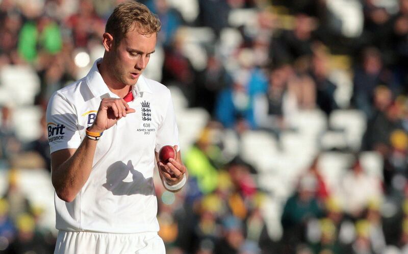 England bowler Stuart Broad adjusts his grip on the ball during his innings during the fourth day of the fourth Ashes cricket test match between England and Australia at the Durham cricket ground in Durham, north-east England, on August 12, 2013. AFP PHOTO/LINDSEY PARNABY== RESTRICTED TO EDITORIAL USE. NO ASSOCIATION WITH DIRECT COMPETITOR OF SPONSOR, PARTNER, OR SUPPLIER OF THE ECB ==
 *** Local Caption ***  726530-01-08.jpg