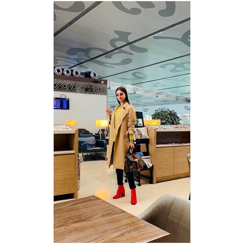 Indian model and actress Rukmini Maitra on her way to Dubai. Twitter / Rukmini Maitra