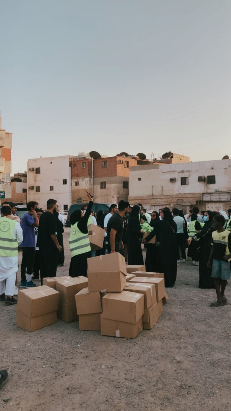 Khutwat Khair is one volunteer group in Riyadh that distributes food to people in need.