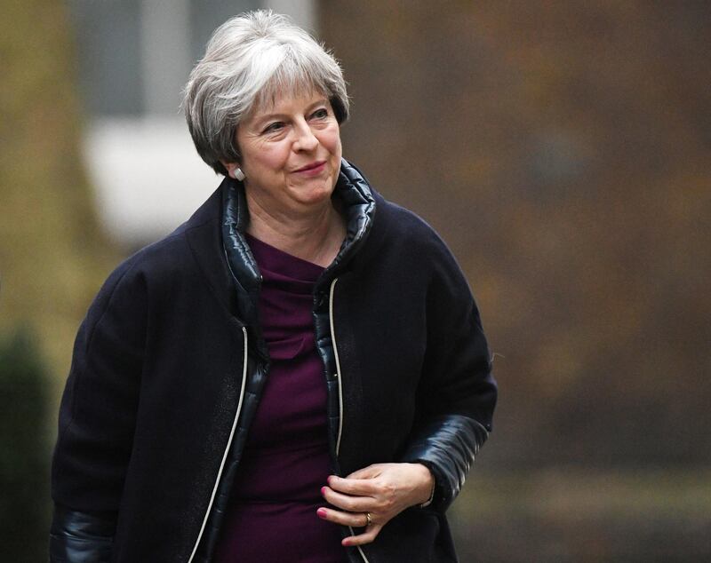 epa06424880 British Prime Minister Theresa May arrives to 10 Downing Street ahead of a Cabinet reshuffle in London, Britain, 08 January 2018.  EPA/FACUNDO ARRIZABALAGA