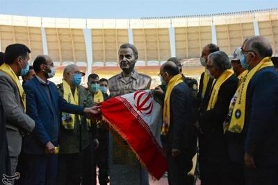 The Suleimani bust is unveiled. Photo: TasnimNews