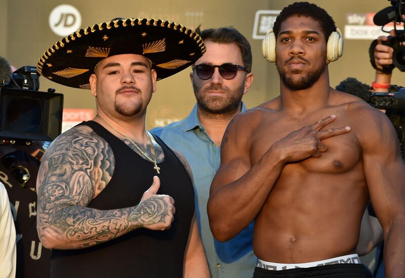 Andy Ruiz Jr (L) and Anthony Joshua pose. AFP