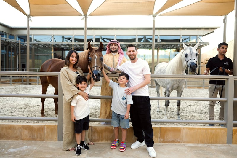 Lionel Messi, his wife Antonela Roccuzzo and their sons spent their holiday visiting an authentic Saudi farm. Photo: Saudi Ministry of Tourism