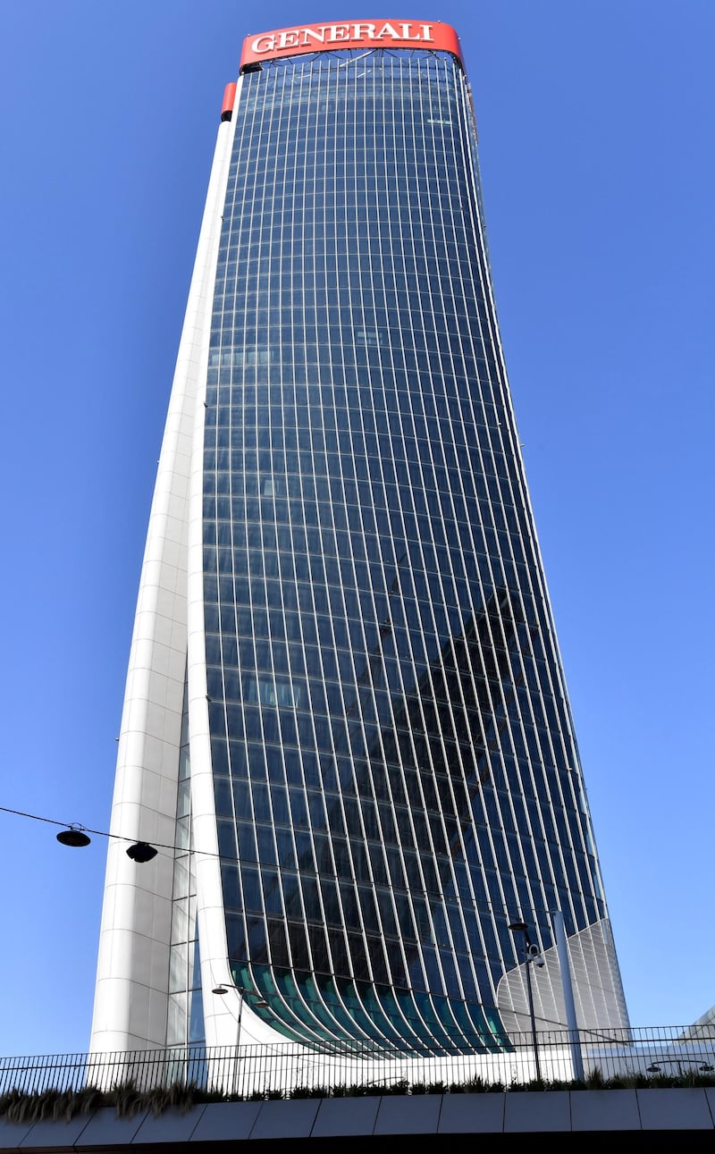 The building has 44 floors.EPA